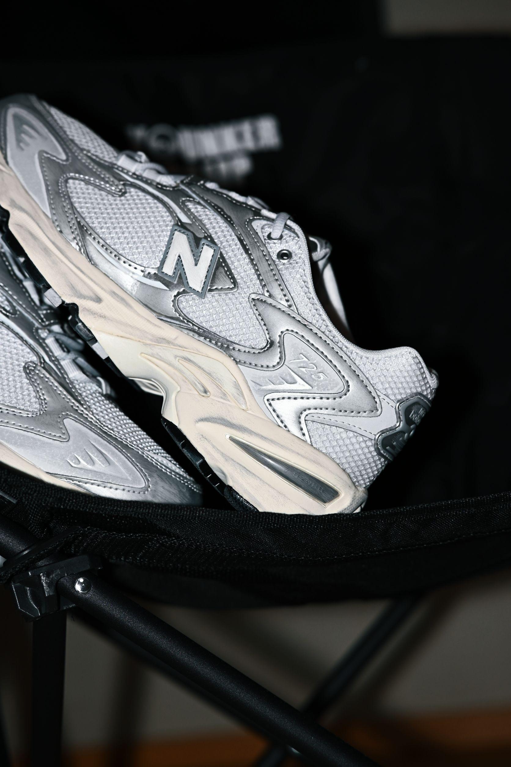又刮起潮流复古风👆🏻NewBalance 725